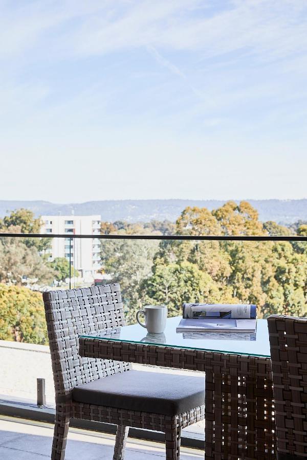 Astina Suites, Penrith Εξωτερικό φωτογραφία