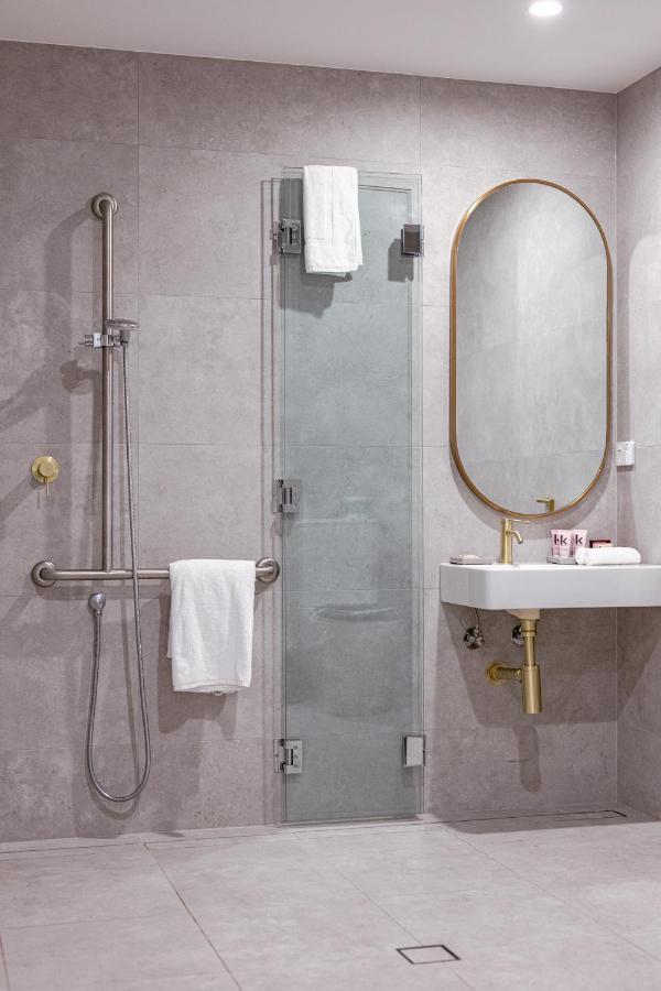 Astina Suites, Penrith Εξωτερικό φωτογραφία