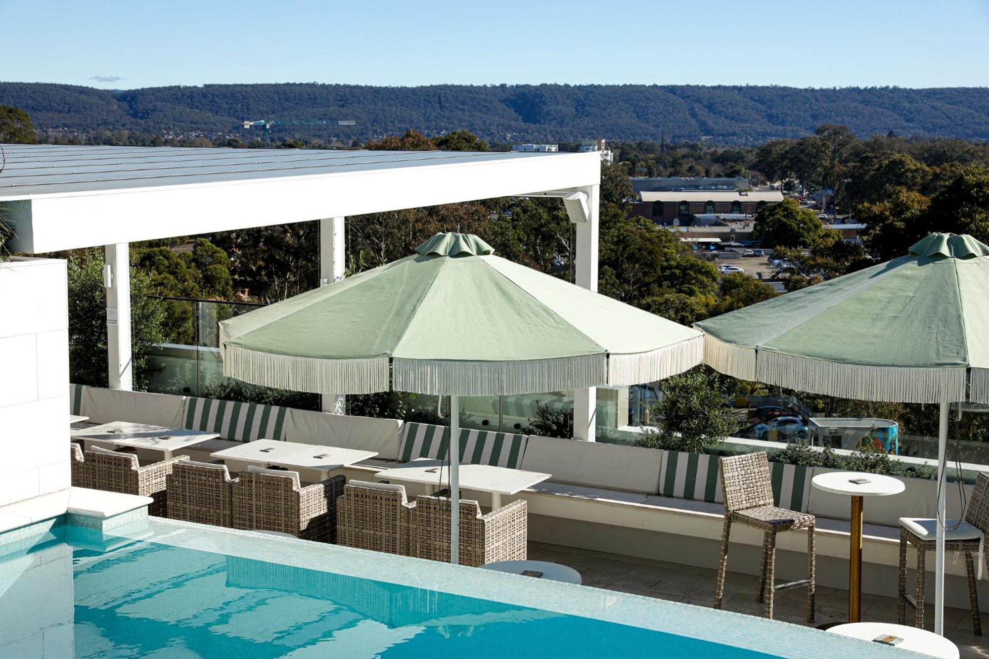 Astina Suites, Penrith Εξωτερικό φωτογραφία
